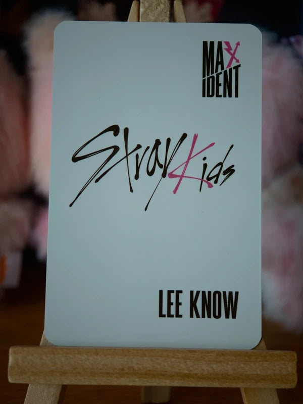 Stray Kids Lee Know MAXIDENT Photocard (Lotte Duty Free POB) — reverse