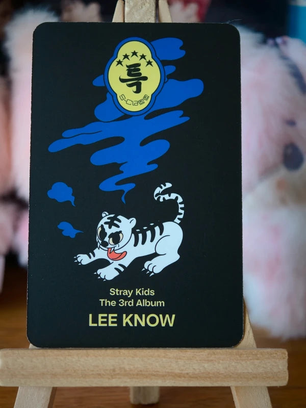 Stray Kids Lee Know 5-STAR Photocard (Digipack Ver.) — reverse