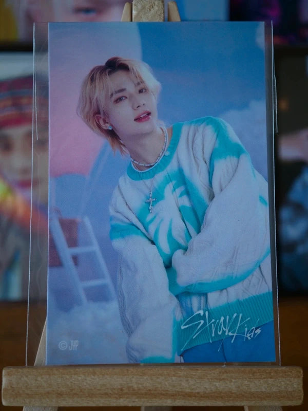 Stray Kids Hyunjin 5-STAR Dome Tour 2023 Photo Sticker — printed photo design